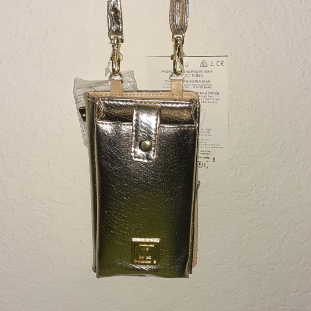 Liz Claiborne Phone Charging Crossbody
